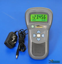 Load image into Gallery viewer, Fluke Hart Scientific 1521 Thermometer - Temperature Readout Without Probe