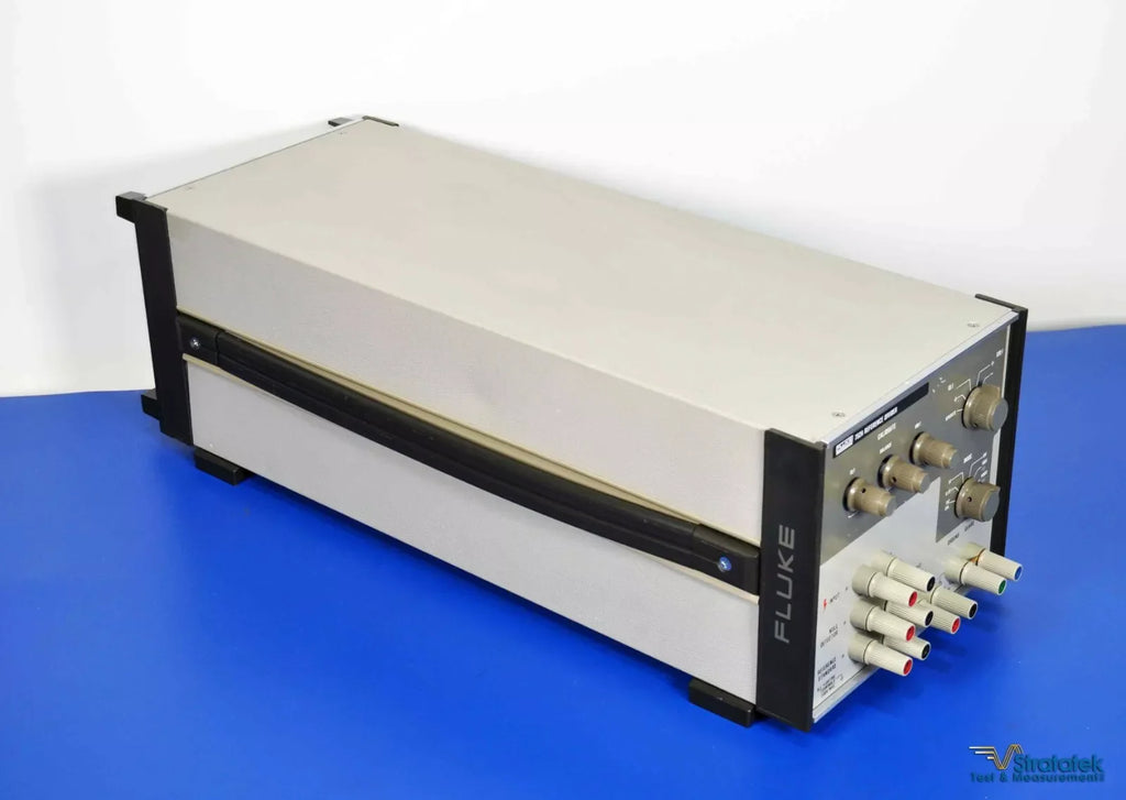 Fluke 752A Reference Divider - Precision Calibration 10:1 (±0.2 ppm) & 100:1 (±0.5 ppm)