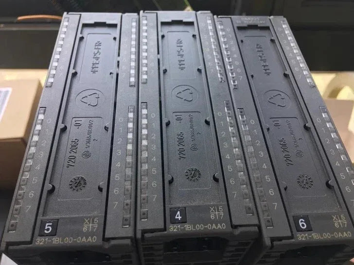 Siemens SIMATIC S7-300 6ES7 321-1BL00-0AA0 Digital Input Module - ZYYKZ Test Equipment