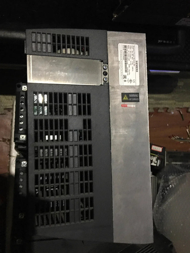 Siemens PM240 6SL3224-0BE25-5UA0 5.5kW / 7.5kW Inverter Drive - ZYYKZ Test Equipment