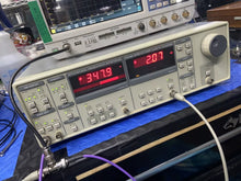 Load image into Gallery viewer, Stanford Research Systems SR810 DSP Lock-In Amplifier with Calibration - ZYYKZ Test Equipment
