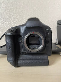 Canon EOS-1D X 18.1MP Professional Digital SLR Camera Body Only - Black - ZYYKZ Test Equipment