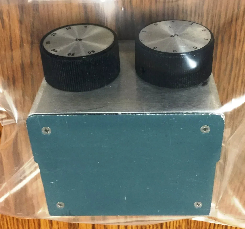 Weinschel API Technologies AF117A-69-11 Precision Step Attenuator 69 dB - ZYYKZ Test Equipment