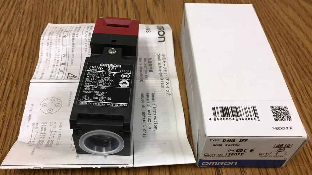 Omron D4NS-3FF Safety Interlock Switch with Key Lock - ZYYKZ Test Equipment