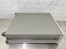 Load image into Gallery viewer, Agilent 83752B Synthesized Sweeper 01-20GHz - Used