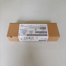 Load image into Gallery viewer, SIEMENS 6ES7 193-6BP00-0DA1 PLC Expansion Module - New - ZYYKZ Test Equipment