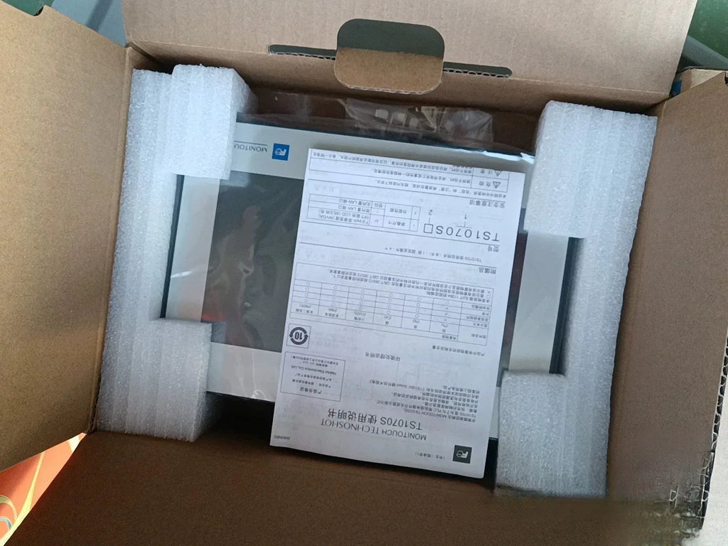FUJI TS1070S Industrial Touch Screen Man-Machine Interface HMI - ZYYKZ Test Equipment
