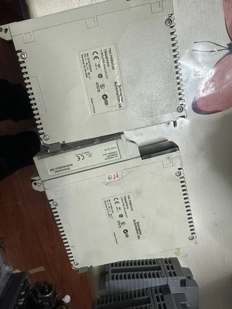 Modicon Premium TSXASY410 Communication Module - 4 Ports - ZYYKZ Test Equipment