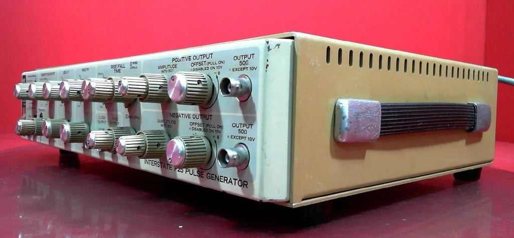 Interstate Electronics Corp P-25 Pulse Generator 115V - ZYYKZ Test Equipment