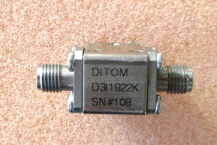 Ditom Microwave RF Signal Isolator 19–22 GHz High Isolation - ZYYKZ Test Equipment