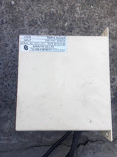 Load image into Gallery viewer, SANKITAI Parts Feeder Model 20T11-431/MFC-ST3 High Precision Automation Feeder - ZYYKZ Test Equipment