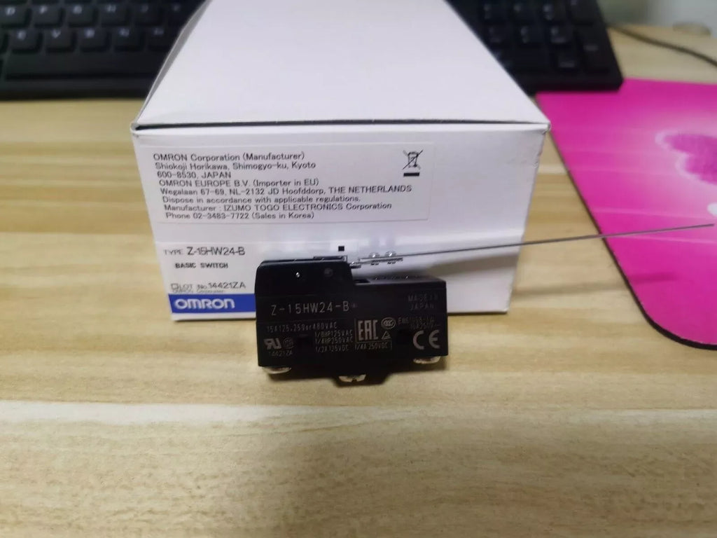 Omron Z-15HW24-B Heavy-Duty Limit Switch, 24V AC/DC - ZYYKZ Test Equipment