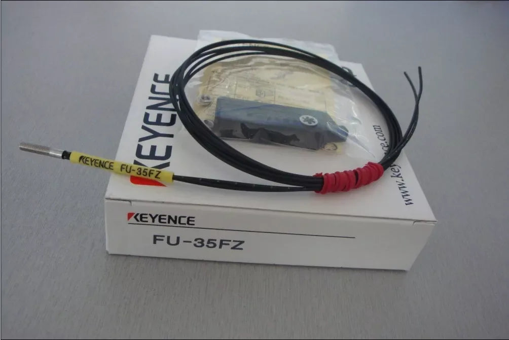 Keyence FU-35FZ Digital Fiber Optic Sensor Unit - ZYYKZ Test Equipment