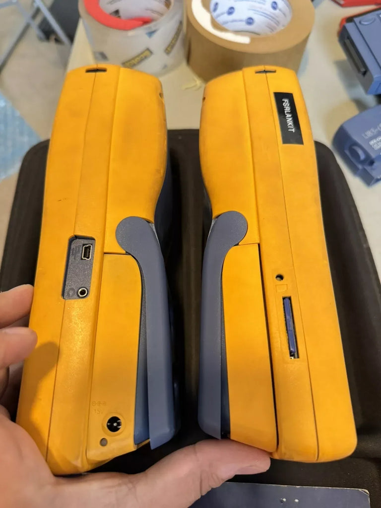 Fluke Networks DTX-1800 CableAnalyzer Cat6/Cat6a Certification Test Set with DTX-PLA002 & DTX-CHA002 Accessories - ZYYKZ Test Equipment