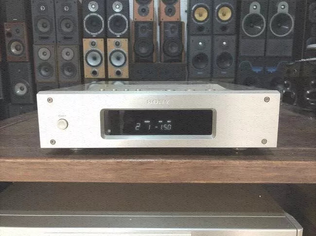 Sony CDP-X5000 Compact Disc Player - Used