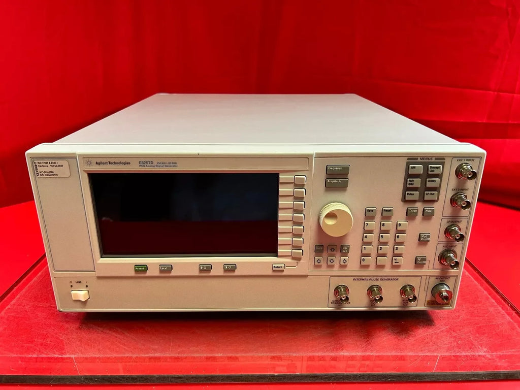 Keysight E8257D PSG Analog Signal Generator, 250 kHz to 67 GHz - ZYYKZ Test Equipment