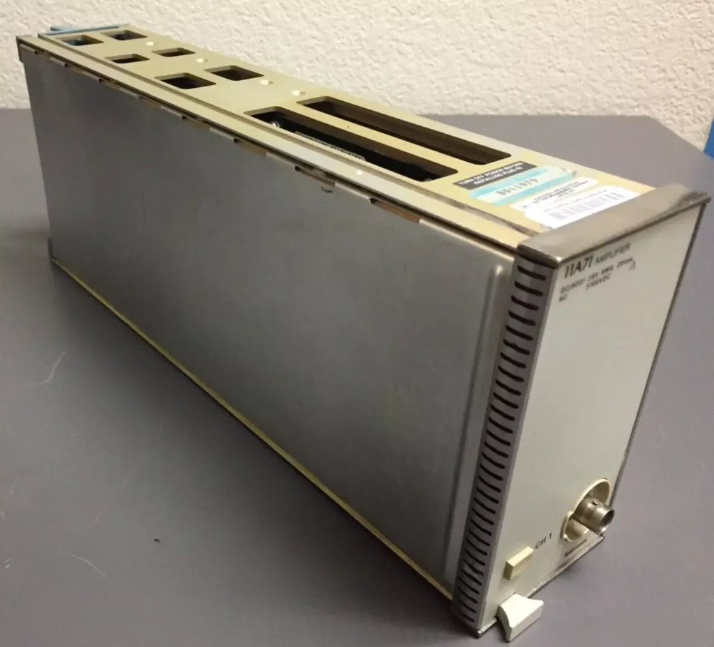 Tektronix 11A71 Single-Channel 1GHz Amplifier Plug-In Module - ZYYKZ Test Equipment