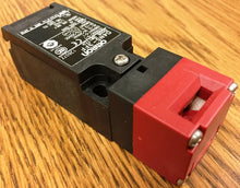 Load image into Gallery viewer, Omron D4NS-3FF Safety Interlock Switch with Key Lock - ZYYKZ Test Equipment