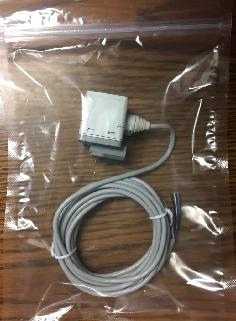 SMC ISE40-M5-22L Digital Pressure Switch with High Precision - ZYYKZ Test Equipment