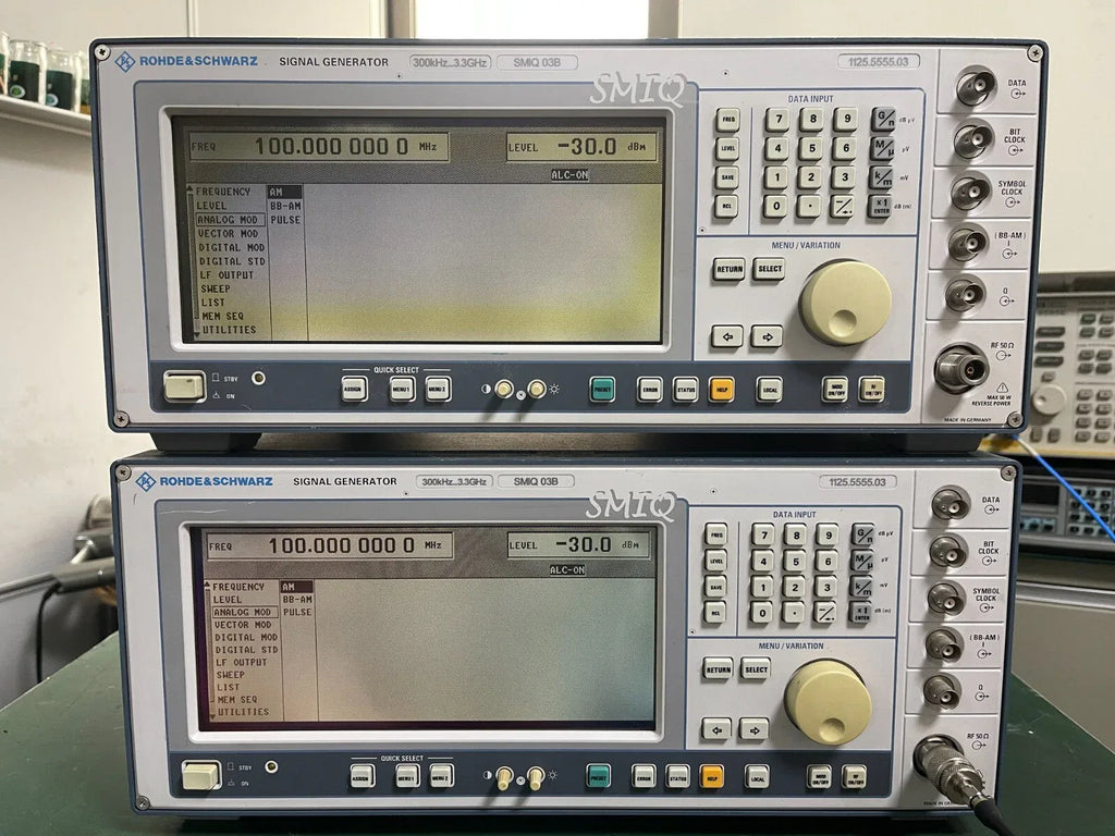 Rohde & Schwarz SMIQ03B Vector Signal Generator 300 kHz to 3.3 GHz - ZYYKZ Test Equipment