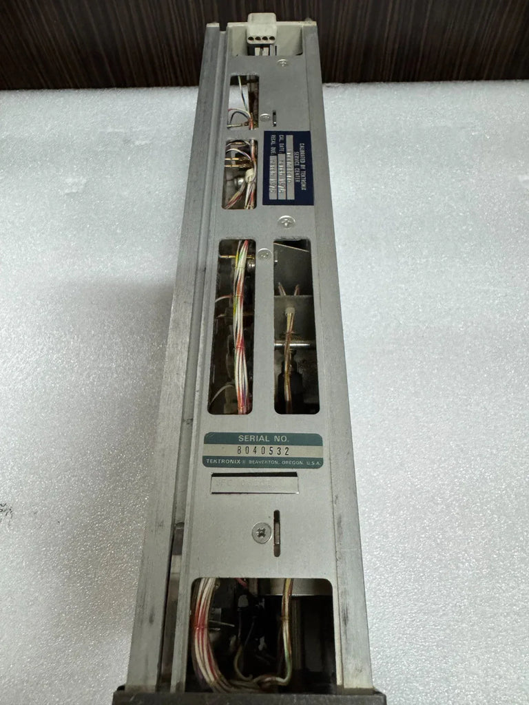 Tektronix 7A11 Wideband Amplifier Module - ZYYKZ Test Equipment
