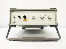Load image into Gallery viewer, HP 85640A RF Tracking Generator for Spectrum Analyzers - ZYYKZ Test Equipment
