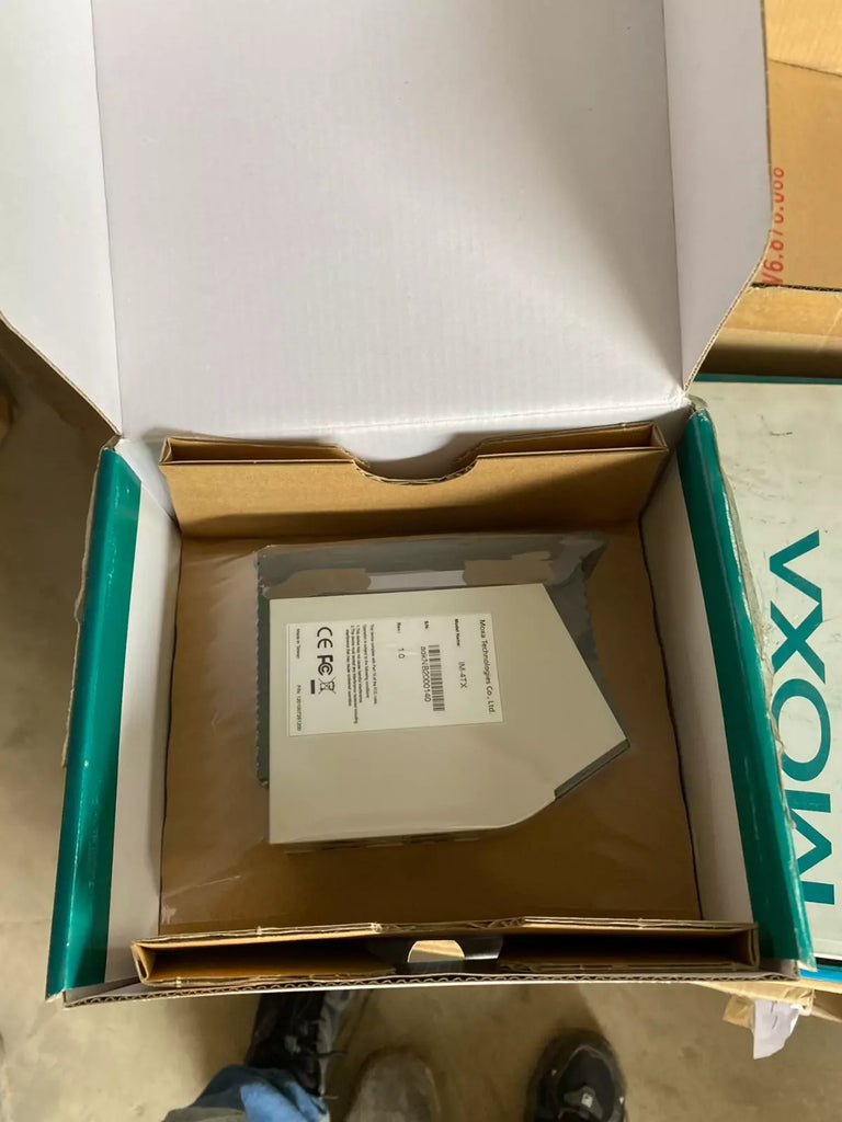 Moxa IM-4TX 4-Port Serial Device Server