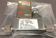 Load image into Gallery viewer, Brooks Instruments Books-5964C Mass Flow Controller, Model 35-1%B2H6/AR-500C-4 - ZYYKZ Test Equipment