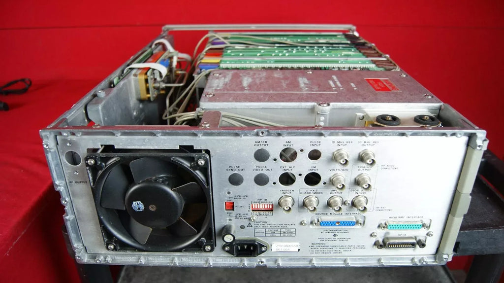 Agilent 83620A Synthesized Signal Generator 10MHz to 20GHz - ZYYKZ Test Equipment