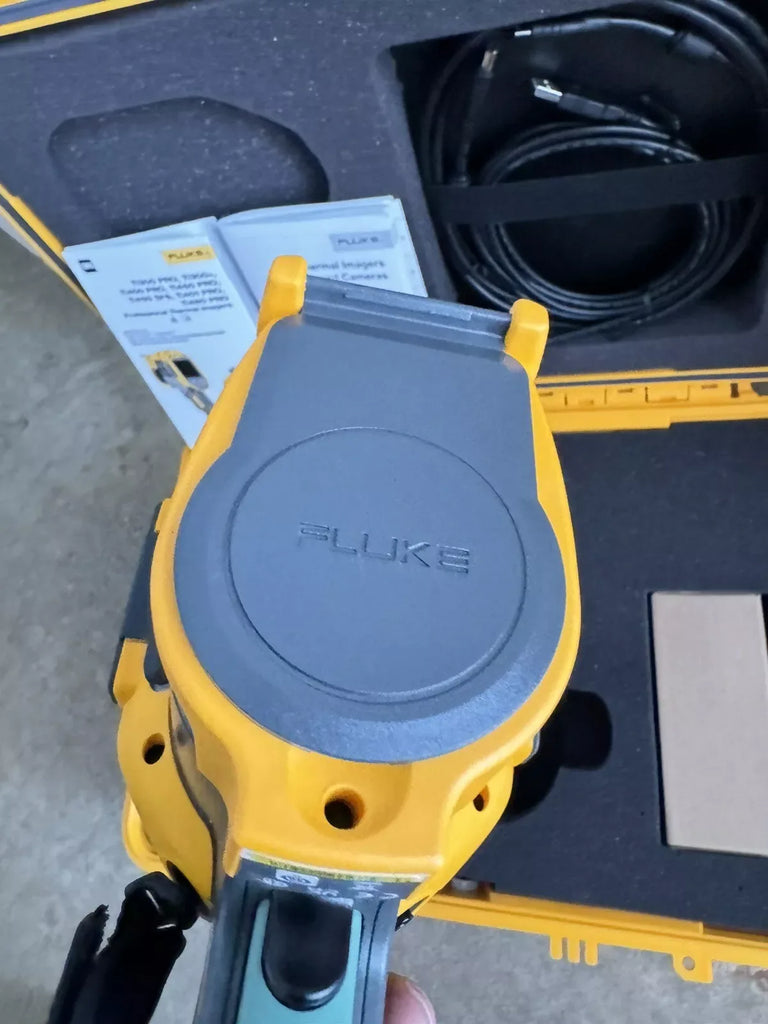 Fluke Ti480 PRO Thermal Imaging Camera 640x480, 60Hz with Dual Batteries & Charger - ZYYKZ Test Equipment