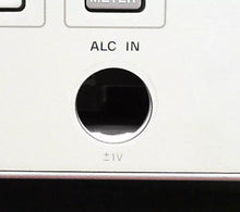 Load image into Gallery viewer, Agilent 83711A Synthesized Signal Generator 1-20 GHz - ZYYKZ Test Equipment
