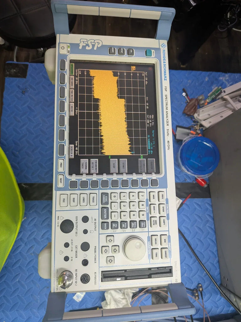 Rohde & Schwarz FSP40 Spectrum Analyzer 40 GHz with Noise Figure Analyzer & Calibration - ZYYKZ Test Equipment