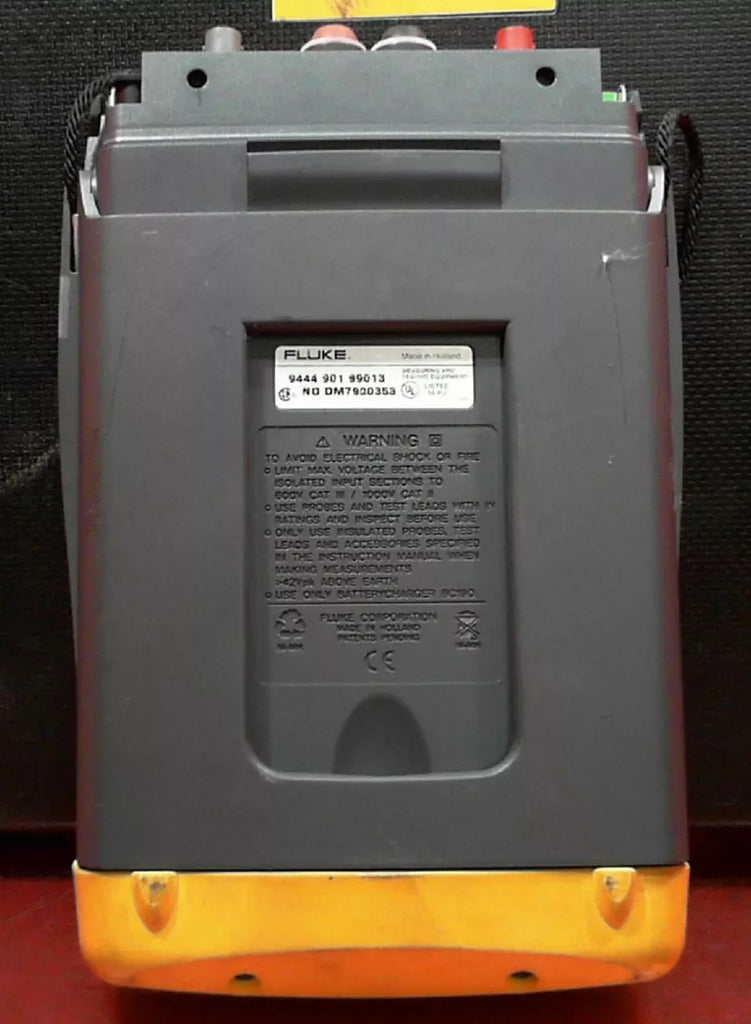 Fluke 199 Scopemeter Handheld Oscilloscope 200MHz 2.5GS/s - ZYYKZ Test Equipment