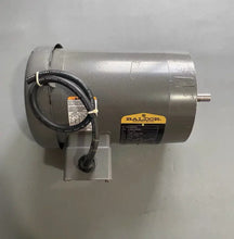 Load image into Gallery viewer, VM VM3554 35A13W206 High-Power RF Switch 35A, 13W - ZYYKZ Test Equipment