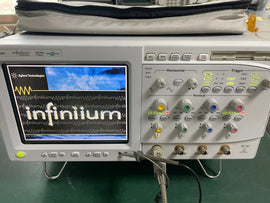 Agilent Infiniium 54831B 600MHz 4GSa/s Digital Oscilloscope with P6139A Probe & 1160 Series Accessories - ZYYKZ Test Equipment