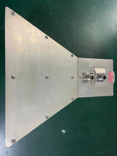 Load image into Gallery viewer, Com-Power AHA-118 Wideband Active Horn Antenna 700 MHz–18 GHz - ZYYKZ Test Equipment
