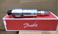 Load image into Gallery viewer, Danfoss 027B0920 CVP-L Constant Pressure Pilot Valve for Hydraulic Systems - ZYYKZ Test Equipment
