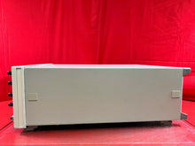 Load image into Gallery viewer, Keysight E8257D PSG Analog Signal Generator, 250 kHz to 67 GHz - ZYYKZ Test Equipment