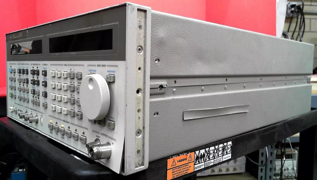 Agilent 8665B Signal Generator 9 kHz to 512 MHz - ZYYKZ Test Equipment