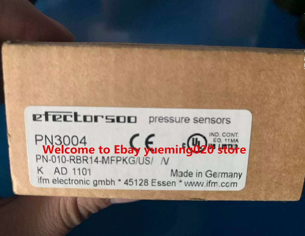IFM efector PN3004 Pressure Sensor - PN-010-RBR14-MFPKG/US