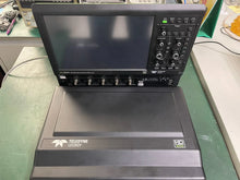 Load image into Gallery viewer, Teledyne LeCroy HDO4054A High Definition Digital Oscilloscope 500 MHz, 4 Channels - ZYYKZ Test Equipment