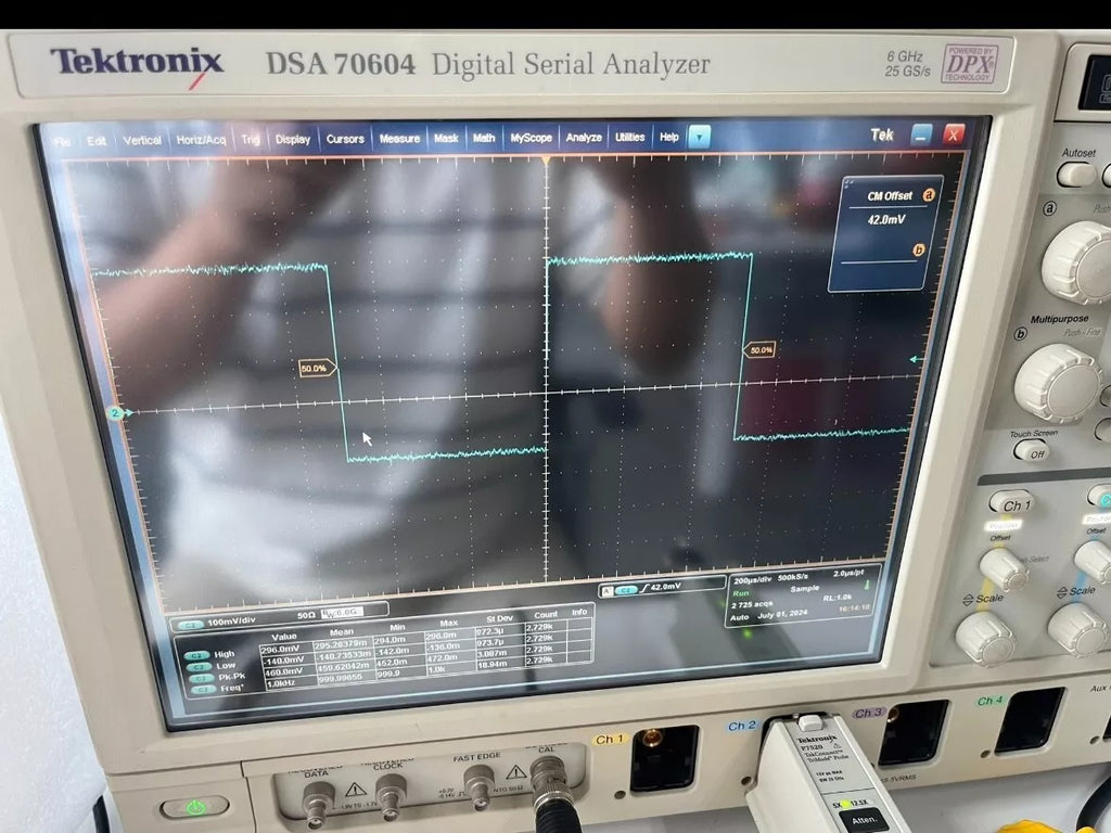 Tektronix P7520 20 GHz Trimode Differential Probe - TekConnect