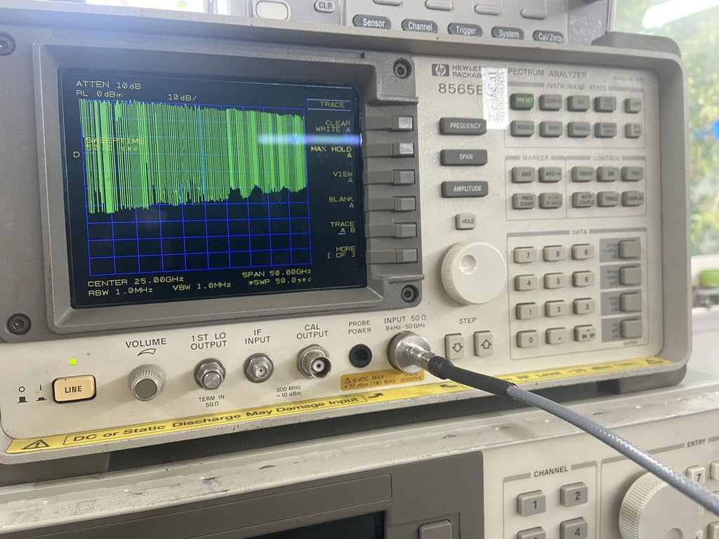 Agilent HP 8565E 50 GHz Spectrum Analyzer - Calibrated with Warranty - ZYYKZ Test Equipment