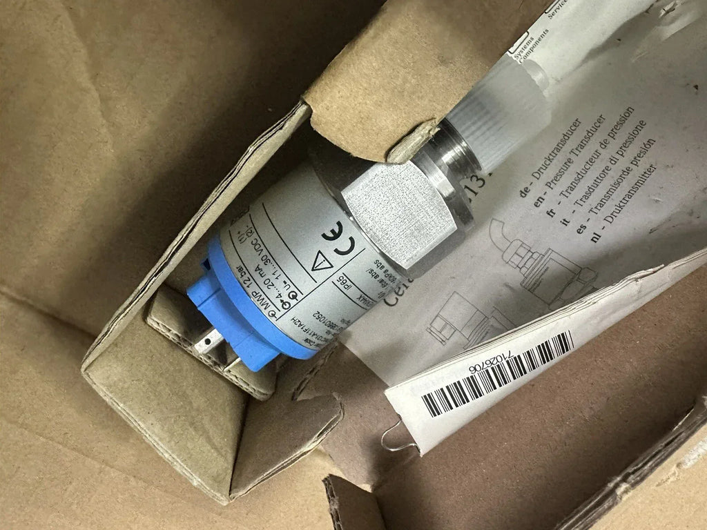 Endress+Hauser PMC131-A11F1A2H Pressure Transmitter, High Accuracy - ZYYKZ Test Equipment