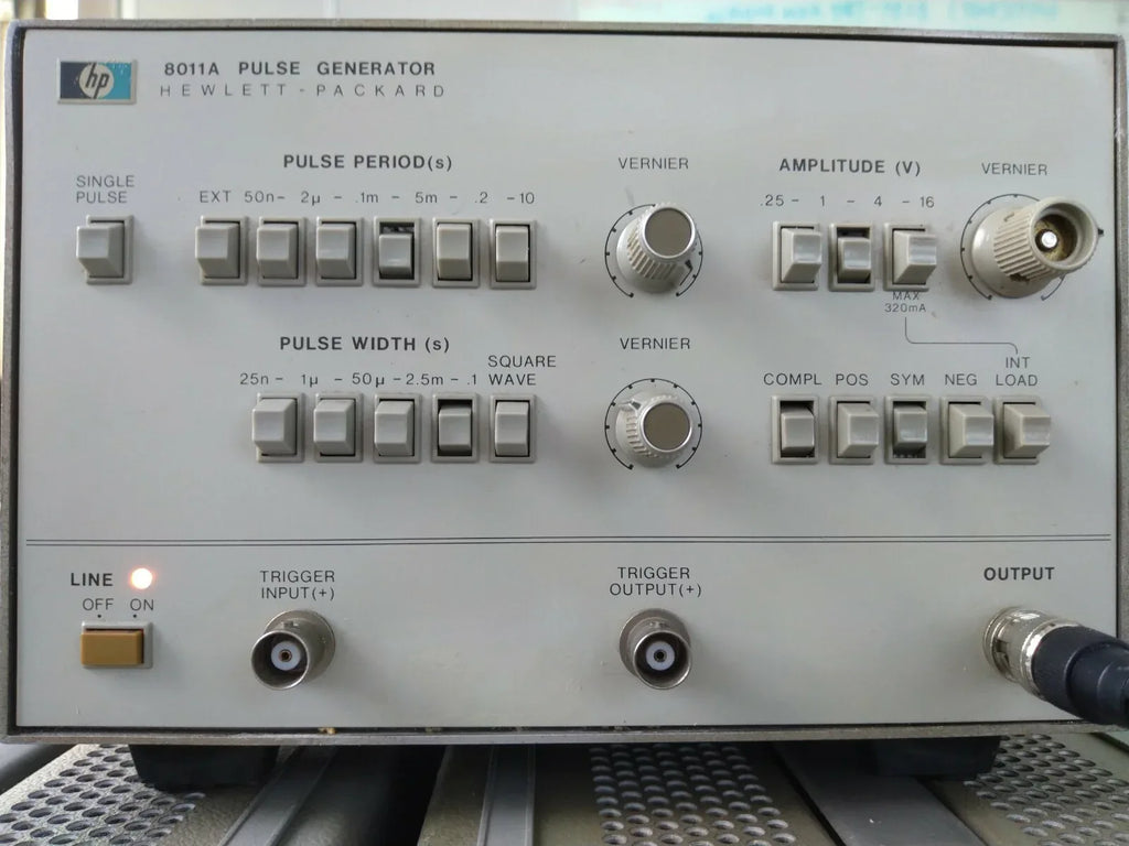 HP Agilent 8011A Precision Pulse Generator - ZYYKZ Test Equipment