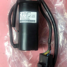 Load image into Gallery viewer, Yaskawa SGM-01U3B4L High-Performance AC Servo Motor - ZYYKZ Test Equipment