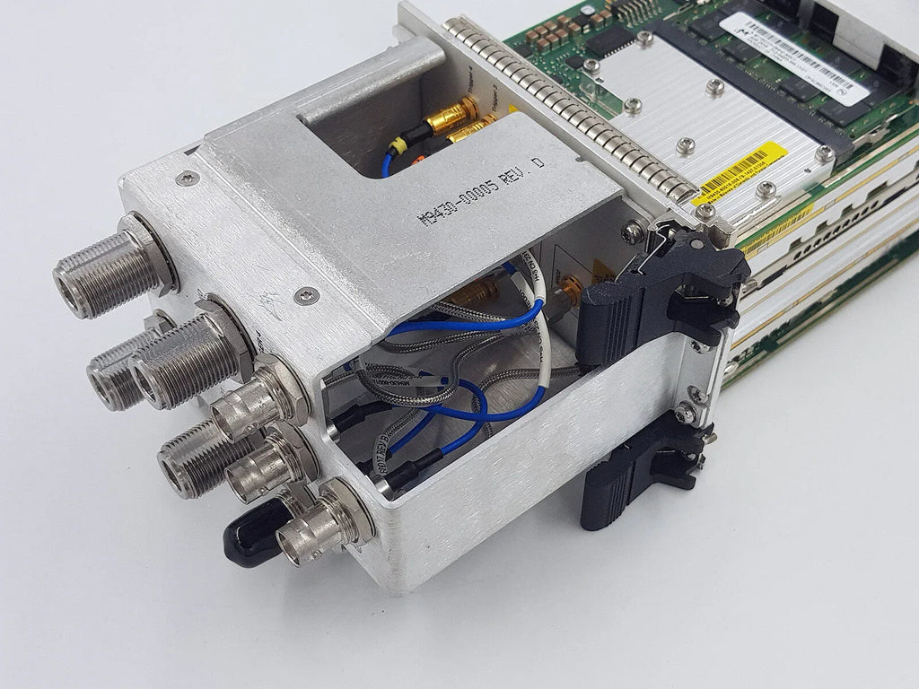Agilent Keysight M9430A Wireless Test Module for RF Signal Analysis - ZYYKZ Test Equipment