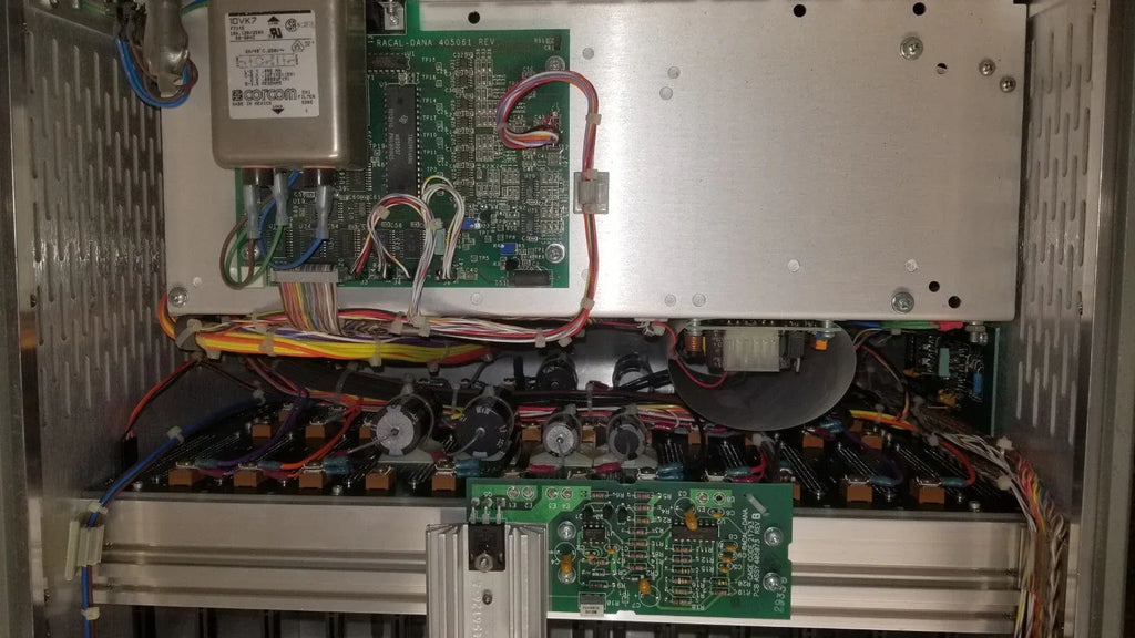 Racal EADS 1261AM High-Performance VXI Chassis for Modular Test Systems - ZYYKZ Test Equipment