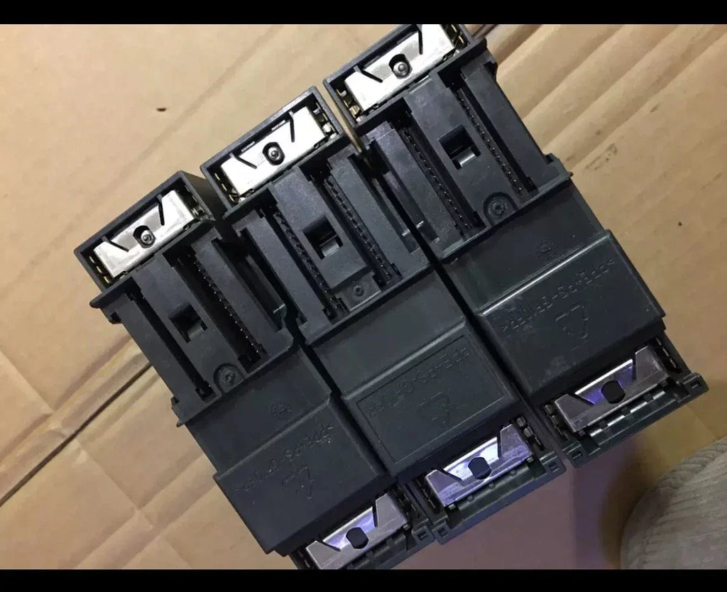 Siemens 6ES7 321-1BL00-0AA0 Digital Input Module for Industrial Automation - ZYYKZ Test Equipment