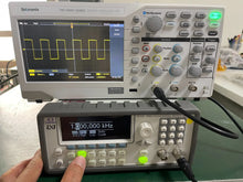 Load image into Gallery viewer, Picotest G5100A 50MHz High-Performance Arbitrary Waveform Generator - ZYYKZ Test Equipment
